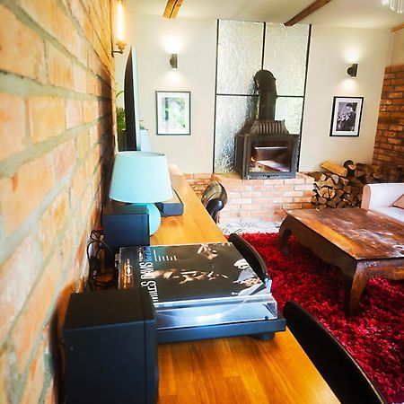 Dom Ogrodnika Guest House Biala Olecka Екстериор снимка