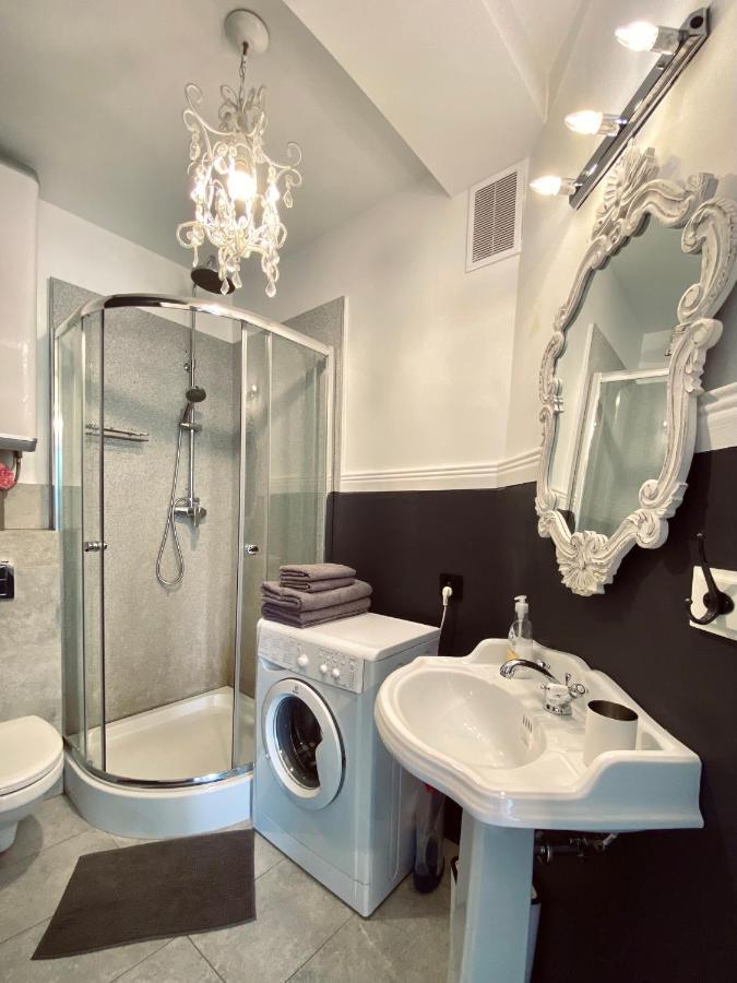 Dom Ogrodnika Guest House Biala Olecka Екстериор снимка